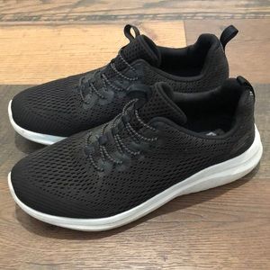 Skechers memory foam slip on shoes size 7